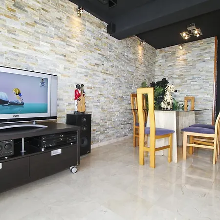 Pinosmar Planet Costa Dorada Apartamento *